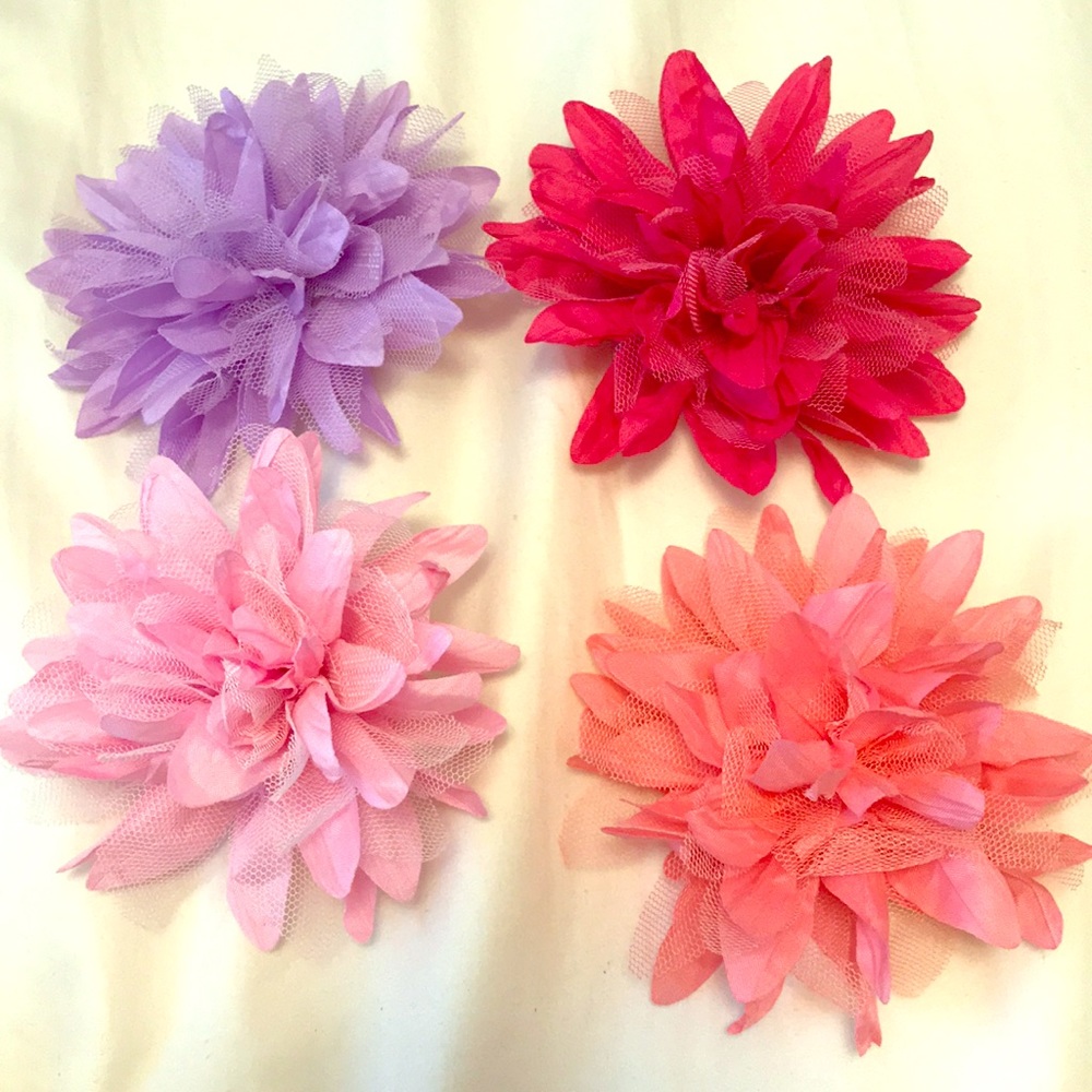 4 flower bows